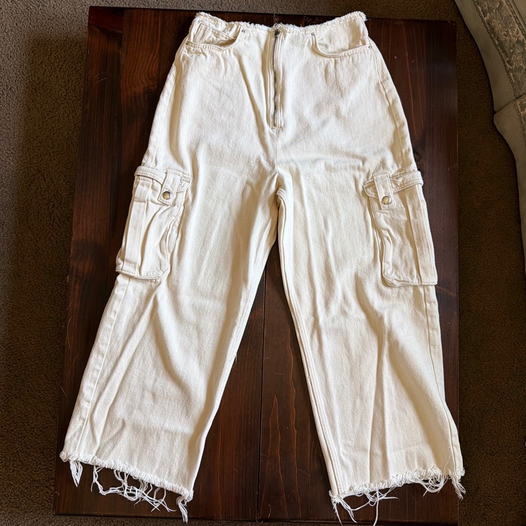 ASOS Denim cargo pants in cream/off-white 🤍 UK 30/32